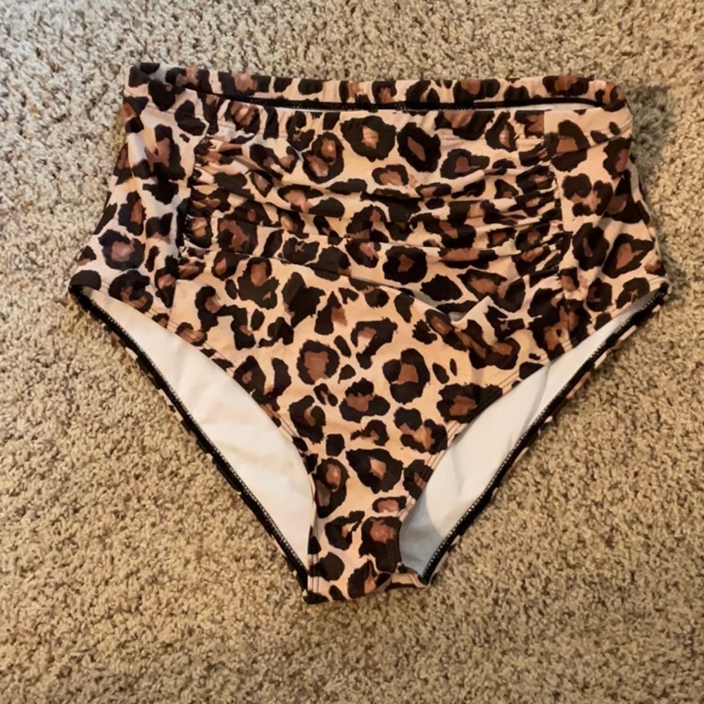 Bikini Bottoms Leopard print